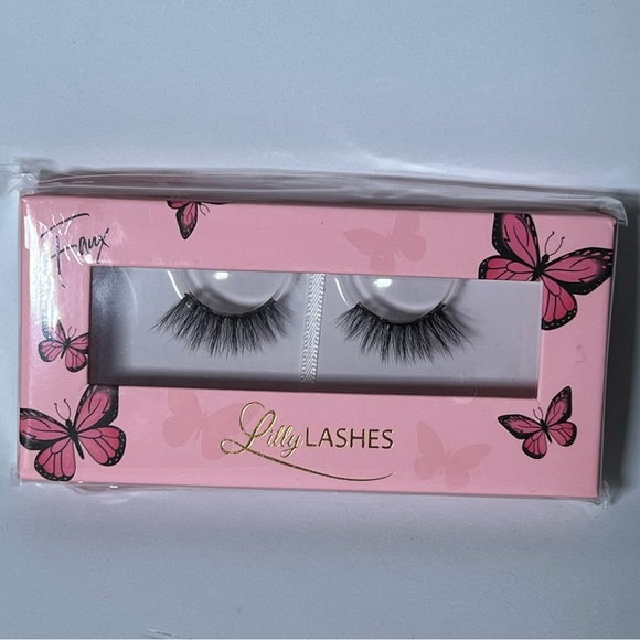 Lilly Lashes 3D Faux Mink Butterfl'eye Half Eyelashes Style: Dreamy - Picture 8 of 8